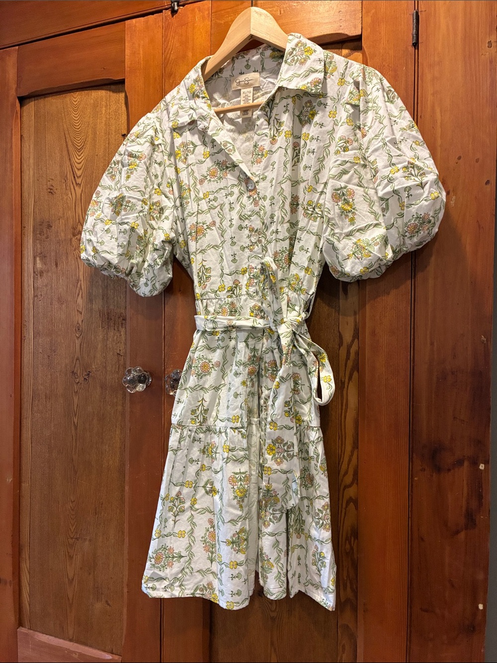 10/25$ 🧁 Floral Puff-Sleeve Shirt Dress in White and Yellow - Unknown Brand